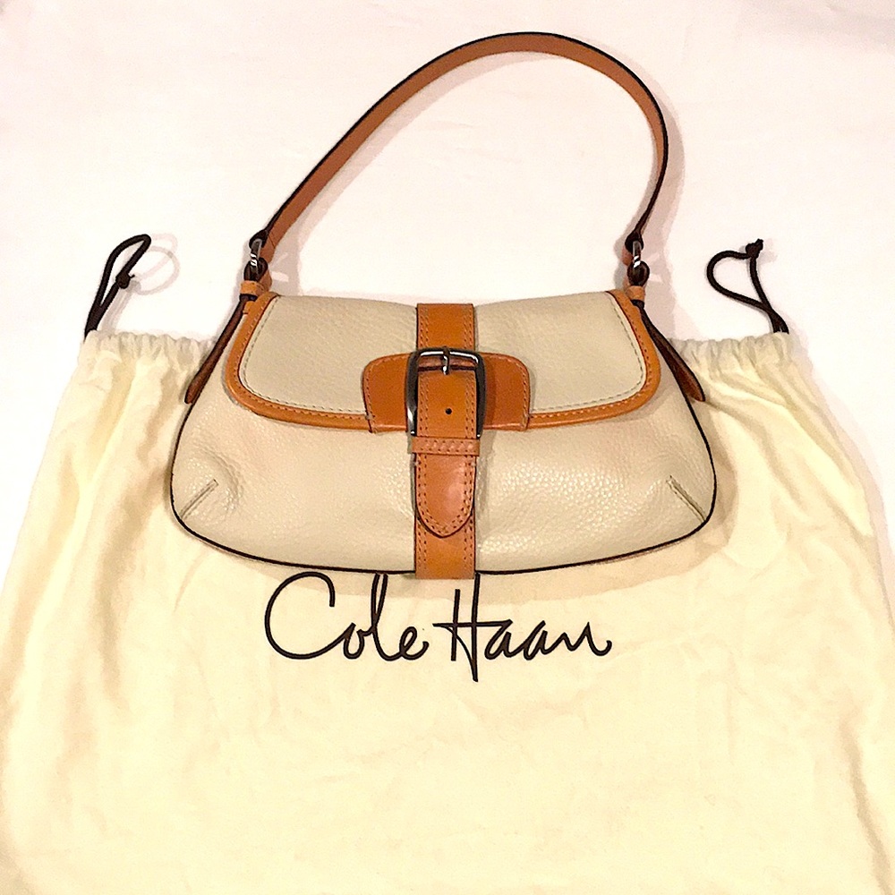 ⭐️ 5/$40. Cole Haan Pebble Leather Handbag - Picture 3 of 11